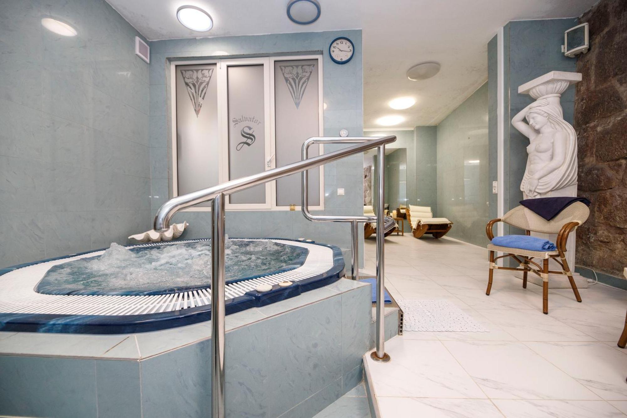 Salvator Hotel Karlovy Vary Luaran gambar