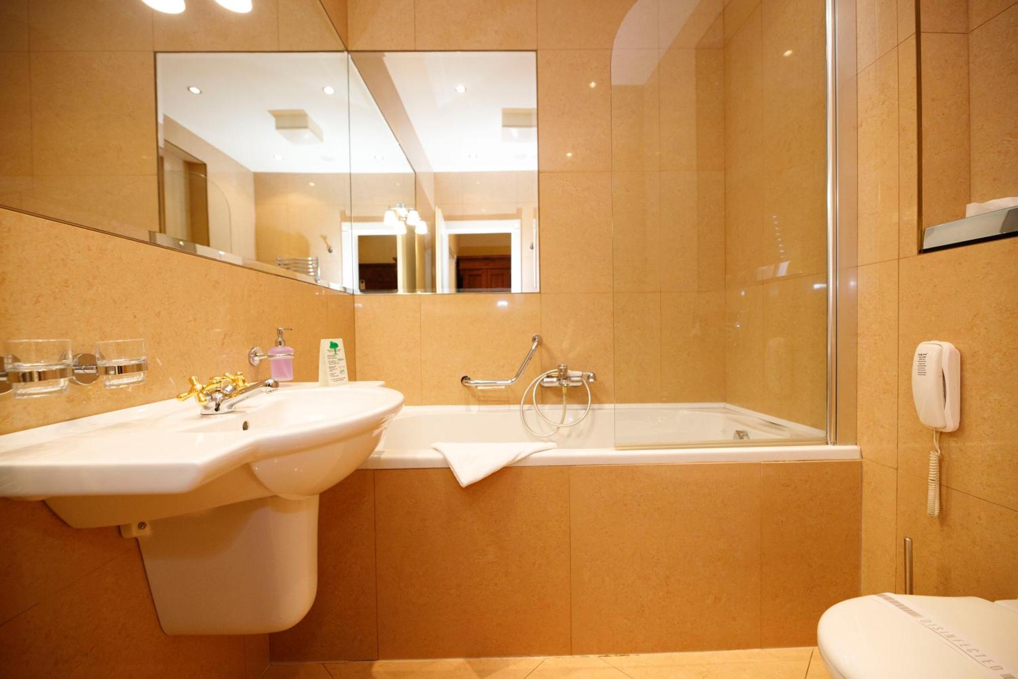 Salvator Hotel Karlovy Vary Bilik gambar