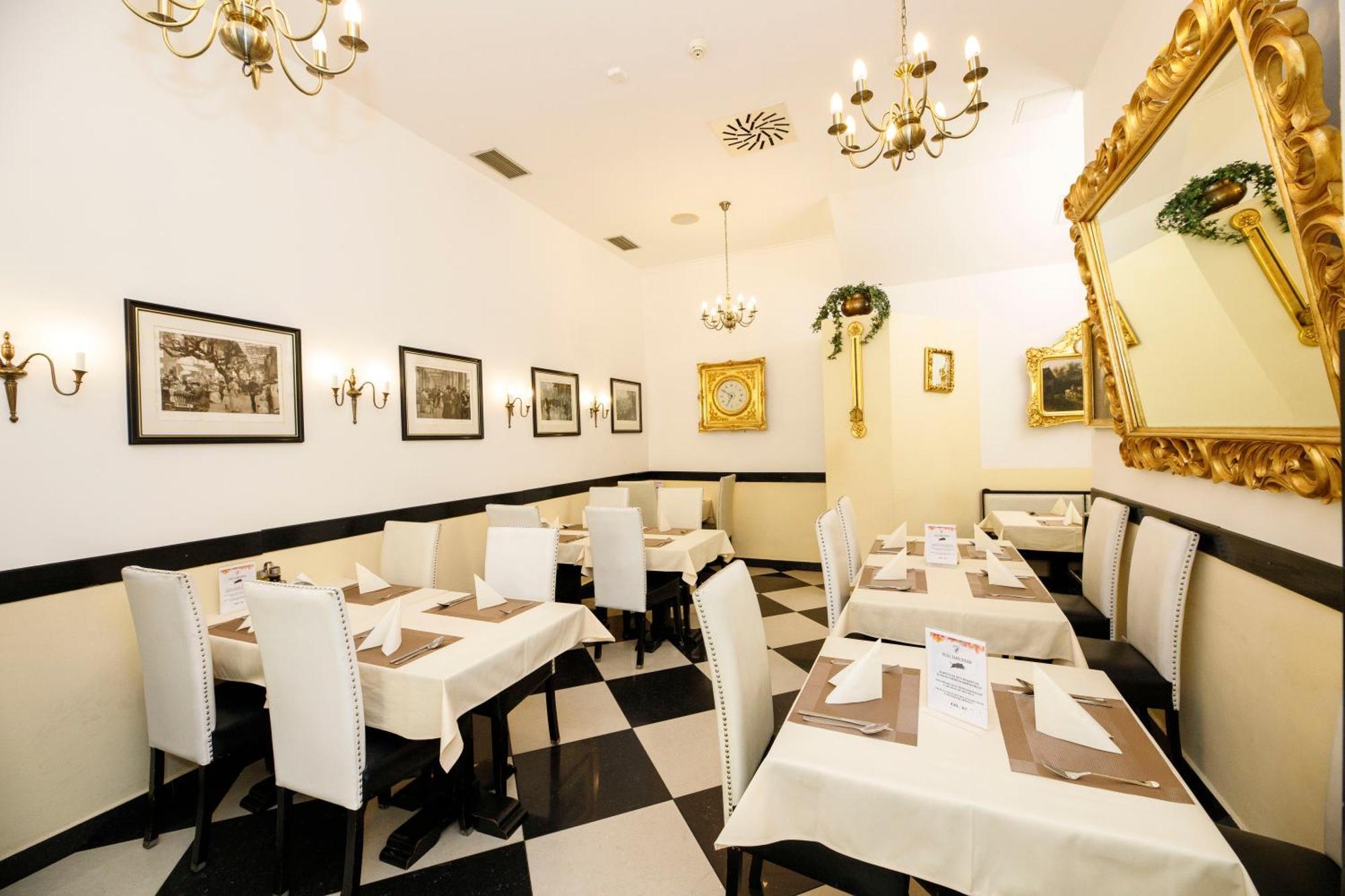 Salvator Hotel Karlovy Vary Luaran gambar
